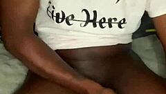 Guccicapone Room Cumshot?