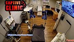 Minnie Rose: 'Watch my naked gyno exam!'