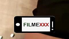 Muchacha entrega el culo a su padrastro pero el es muy salvaje con ella