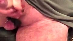 wanking in the kitchen till cum 😈