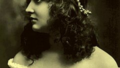 dark lantern presents vintage british milf threesome