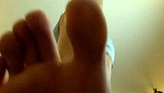 Watch the mistress stomp and crush in bondage?