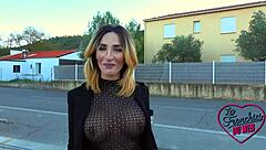 Wow, Soraya with big tits loves to exhibit herself perversely!