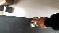 Me Voy De Escort Y El Cliente Invita A Mi Marido Cornudo A Ver Como Me Coge Sin Condón Y A Batirme La Leche