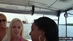 I'm watching horny lesbians lick each other's pussies