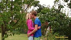 horny skinny blonde babe in teen 18+ scene