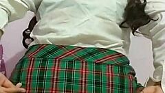 mi sobrina me envía este vídeo masturbándose, ¡qué rico lo pasé con tu regalo!