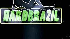 A Novinha Leva Gozada Na Boca Na Beira Da Piscina - Lalla Potira