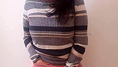 Mexican college girl pleases herself outdoors