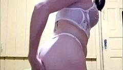 Caught Sucking the Young Girl's Tits on Xvideos Red