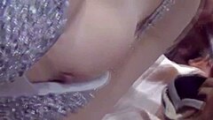 Voyeur captures stunning downblouse moments in public