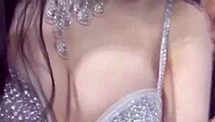 Voyeur captures stunning downblouse moments in public