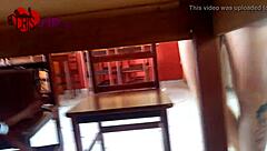 Cristina Almeida, are you flashing in the restaurant?