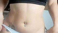 Provando os meus biqu�nis para o ver�o - instagram >>> nayaraloirinha91