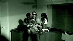 Apple Bottom Ebony Ass Shaking