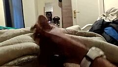 I play with my big cock for you ladies.