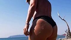 Real amateur wife flaunts her big ass on the beach