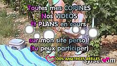 i saw three amateur women in the bookstore.