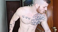 Catadores De Papelão Transando Hardcore E Bareback Com Dois Amigos Negros!