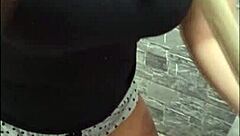 mature lady with big breasts seeking a partner