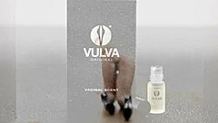 Licking bitter pussy juice