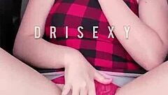 Novinha Dri Sexy Plays with 22cm Dildo in Car for Wild Fun