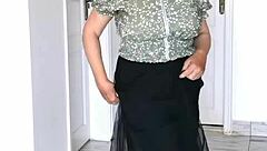 busty milf mariaold dance for you