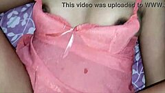 me cogí a mi hermanastra y la llené de placer