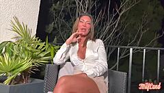 Vittoria, The Naughty Slut With Irresistible Curves!