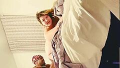 Young Starbrazy Plugs Her Big Ass With Buttplug