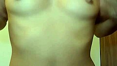 how my beautiful ass bounces wildly