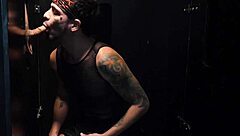 wanna see this straight guy at the glory hole?