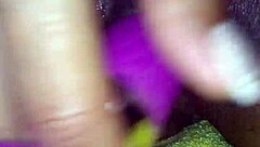 Oh wow! This college student masturbates intensely in her dorm room!