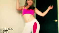 Teen Twerks In Yoga Pants On Webcam?