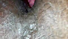 Indian girl sucking dick in homemade video