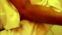 loira do corno gemendo no pau do uber