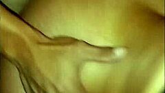 loira do corno gemendo no pau do uber