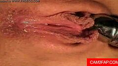 watch girl masturbate pussy in porn video