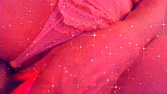 sexy ass blonde milf rubbing her pussy and squirting