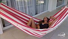 Woke Up Horny, Rubbing Clit With Hitachi