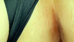 Shaved pussy gets pounded in homemade video
