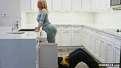 Nikki Benz Gets Her Trimmed Pussy Clog Worked Out in Doggystyle and Riding Action