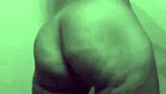 Chubby twerker's slow-motion naked booty shake