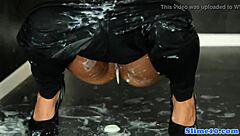 Gloryhole Eurobabe Sprayed With Hot Jizz