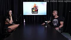 As Pessoas Do Meio Liberal São Preconceituosas Com Elas Mesmo E O Cuckold E Os Que Julgam - Lucas Ferraz Sheer Red