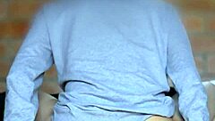 Petite teen and aunt share insatiable desire in apartment