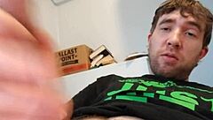 New Jizzman Masturbating Penis To Jizz