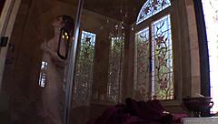 Faye Reagan & Victoria Valentino: Cougars Love Kittens