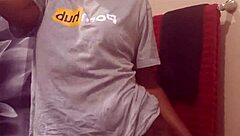 Naejae performs a twerking show with three songs