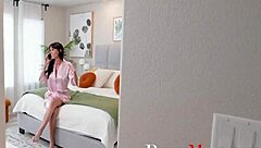 Pretty Stepmom Rides Anal – Sofie Marie